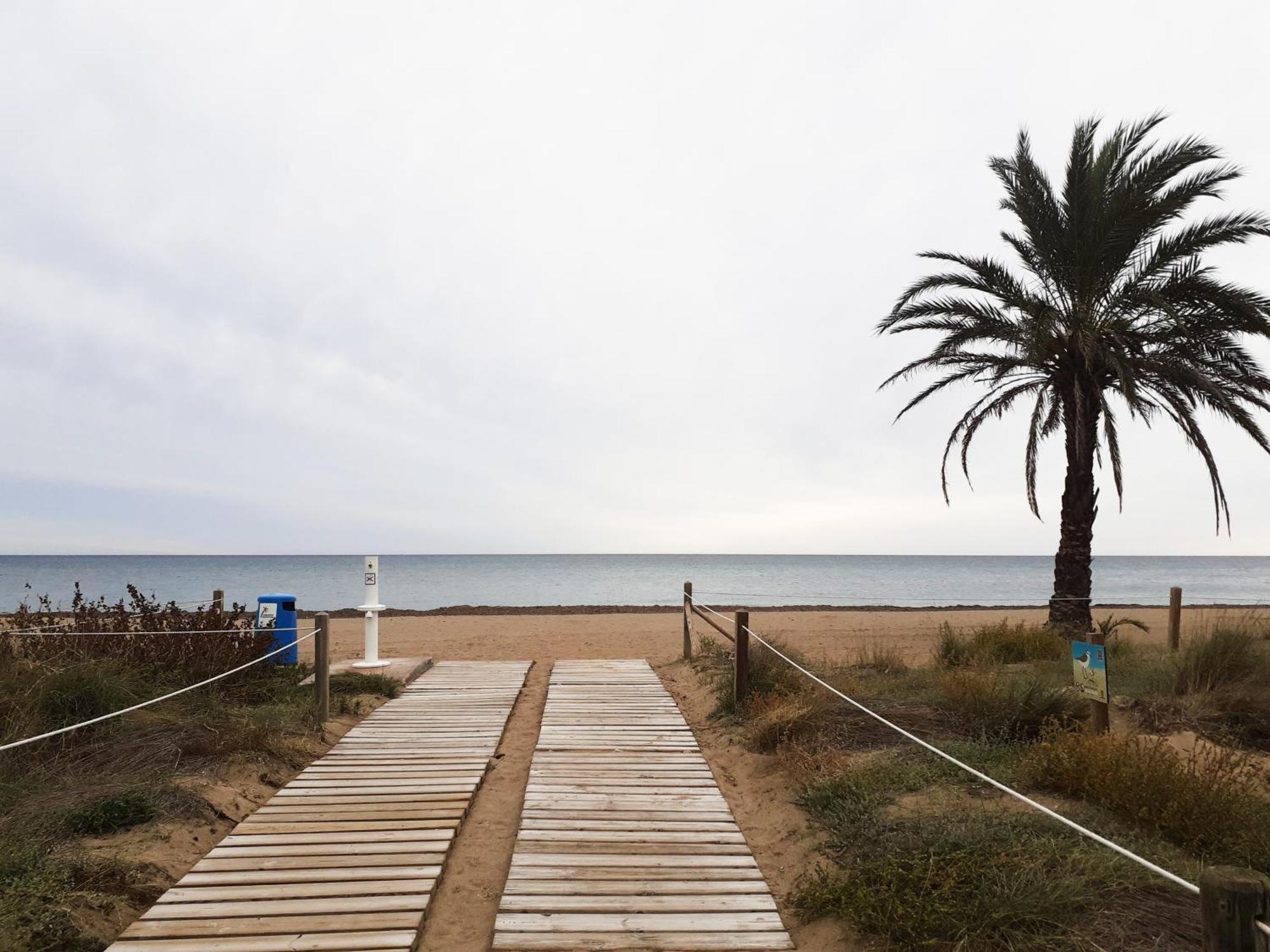 Oasis Apartments Playa Albaranas Denia Εξωτερικό φωτογραφία
